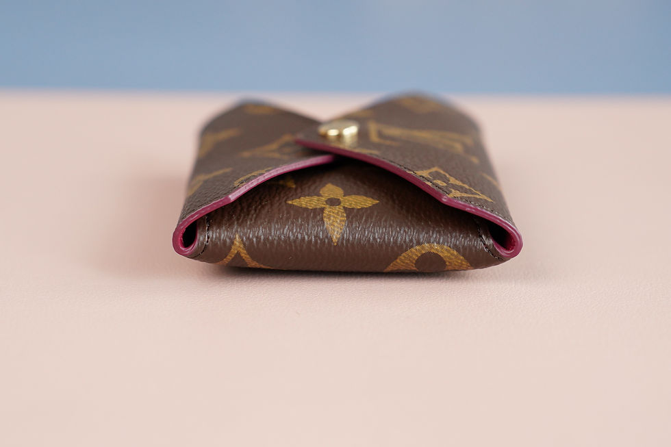Miniaturbild: Preowned Authetic Louis Vuitton Small Kirigami Pouch