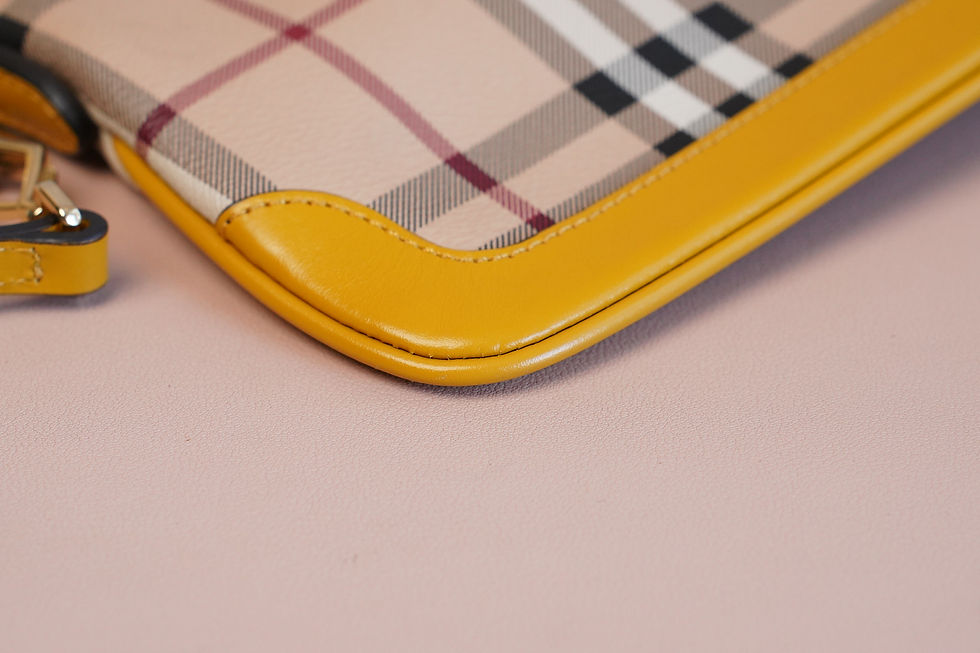 Miniatura: Preowned Authentic Burberry Haymarket Check Peyton Crossbody