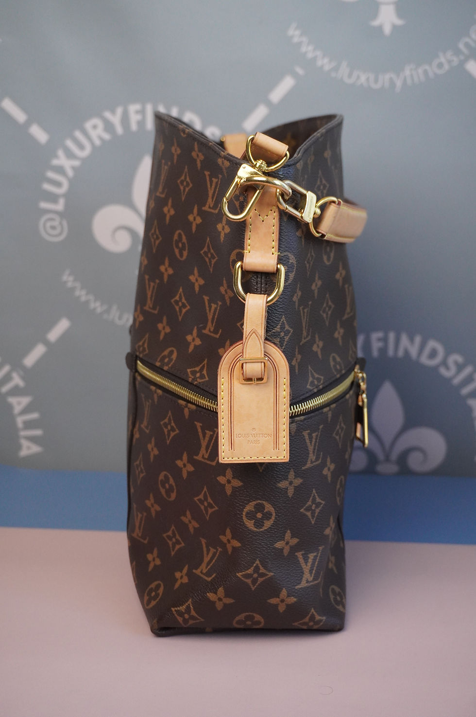 Thumbnail: Preowned Authentic Louis Vuitton Melie Monogram