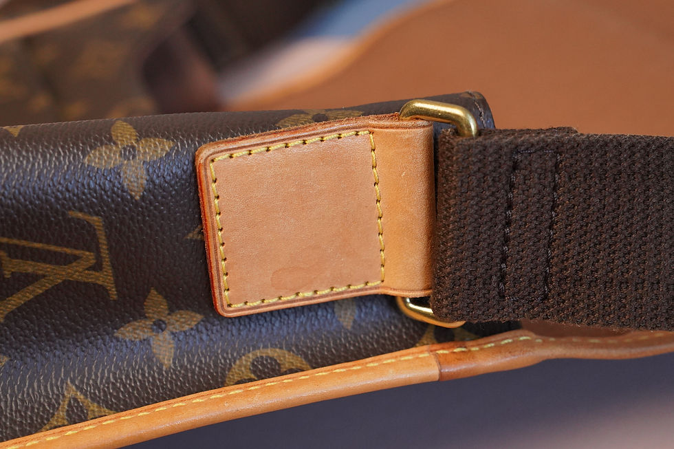 Miniaturbild: Preowned Authentic Louis Vuitton Bosphore Messenger Bag PM