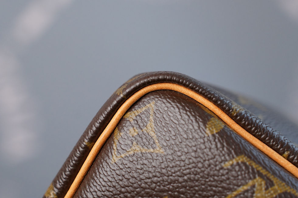 Thumbnail: Preowned Authentic Louis Vuitton Speedy 30