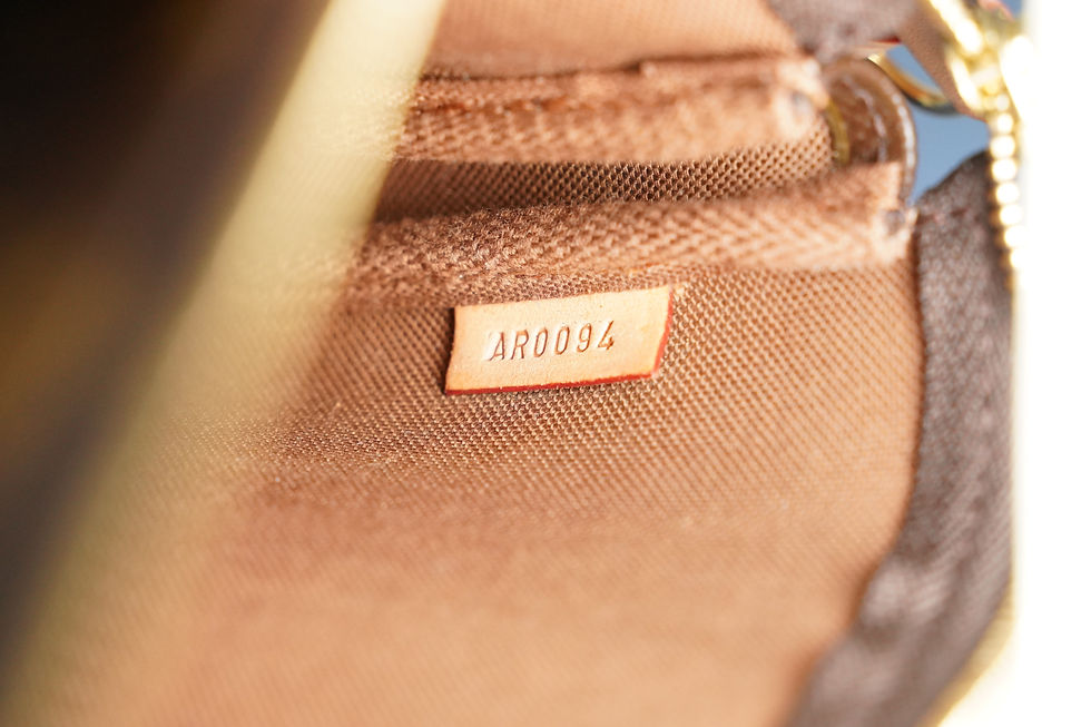 Miniatura: Preowned Louis Vuitton Pochette Accessoires