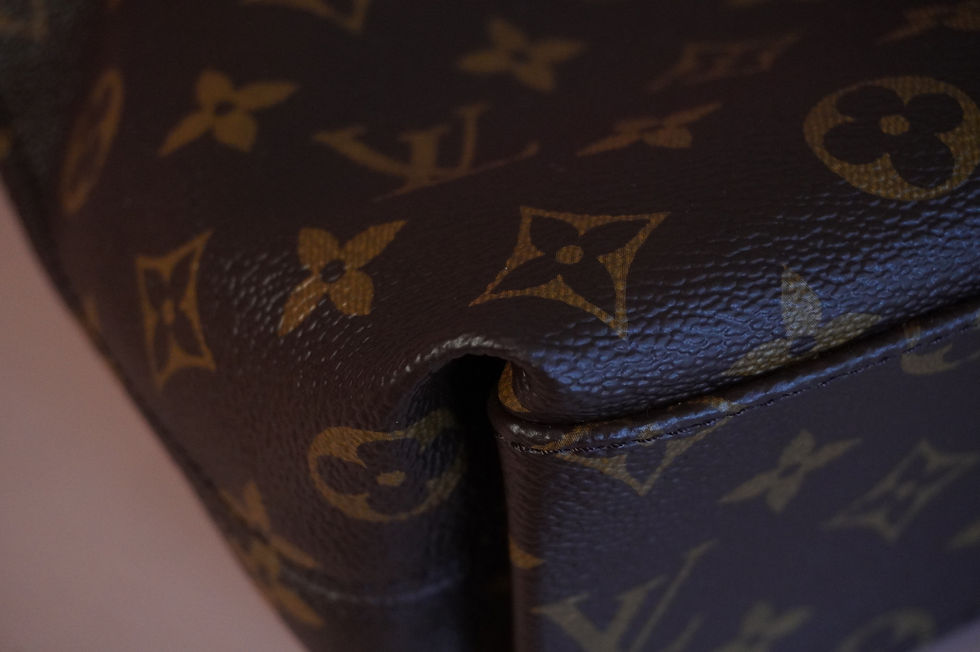 Thumbnail: Preowned Authentic Louis Vuitton Tuileries Besace