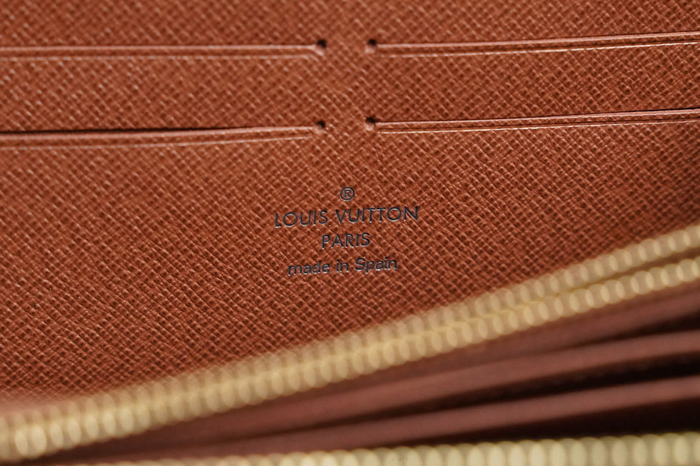 Miniature : Preowned Louis Vuitton Zippy Wallet
