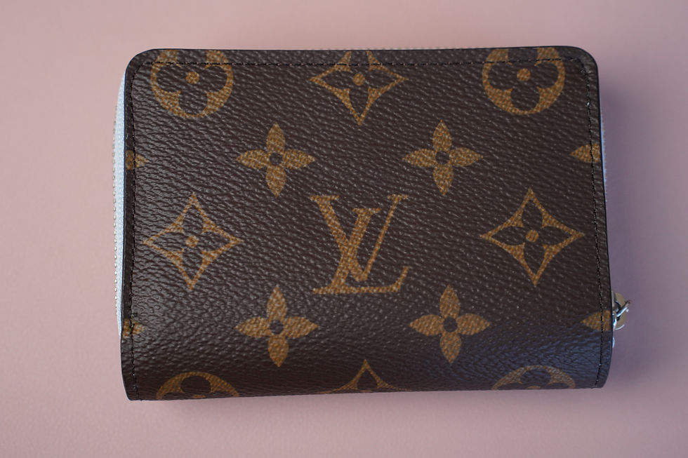 Miniaturbild: Preowned Authentic Louis Vuitton Lou Wallet