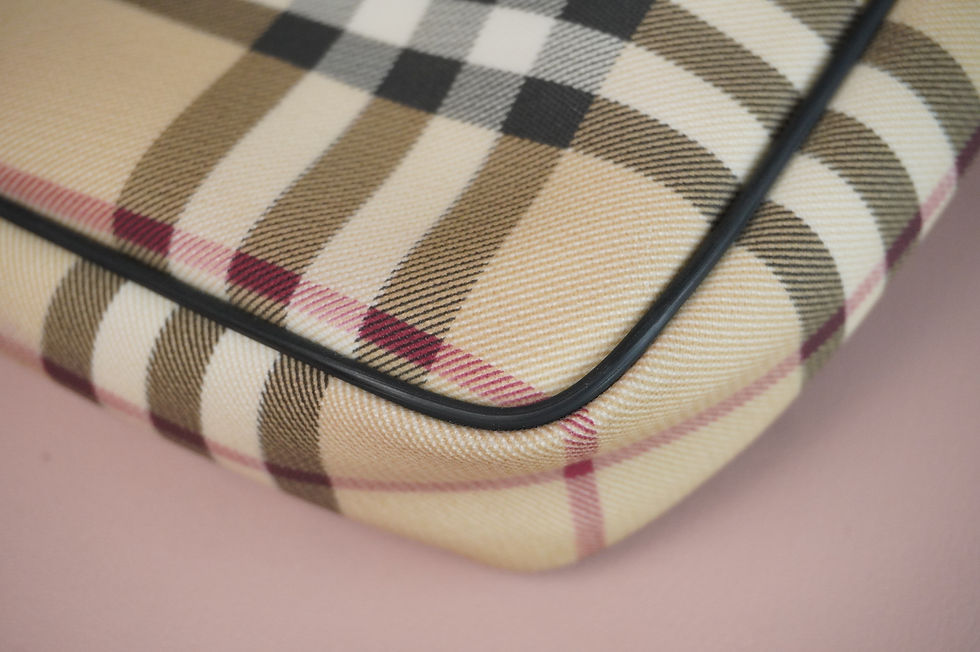 Miniatura: Preowned Authentic Burberry House Check Pochette