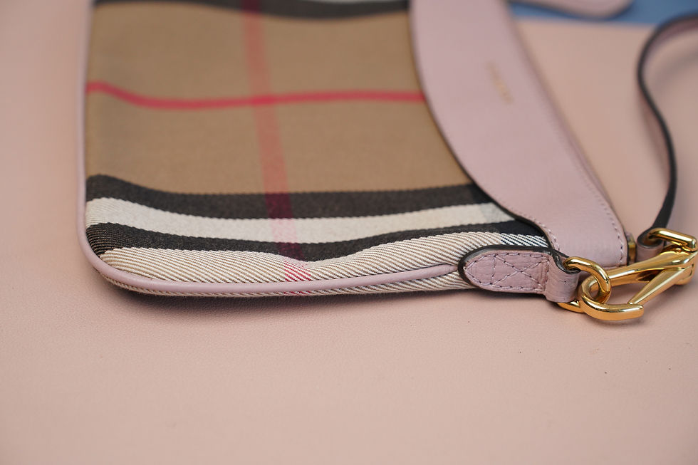 Miniaturbild: Preowned Authentic Burberry House Check Derby Peyton Bag