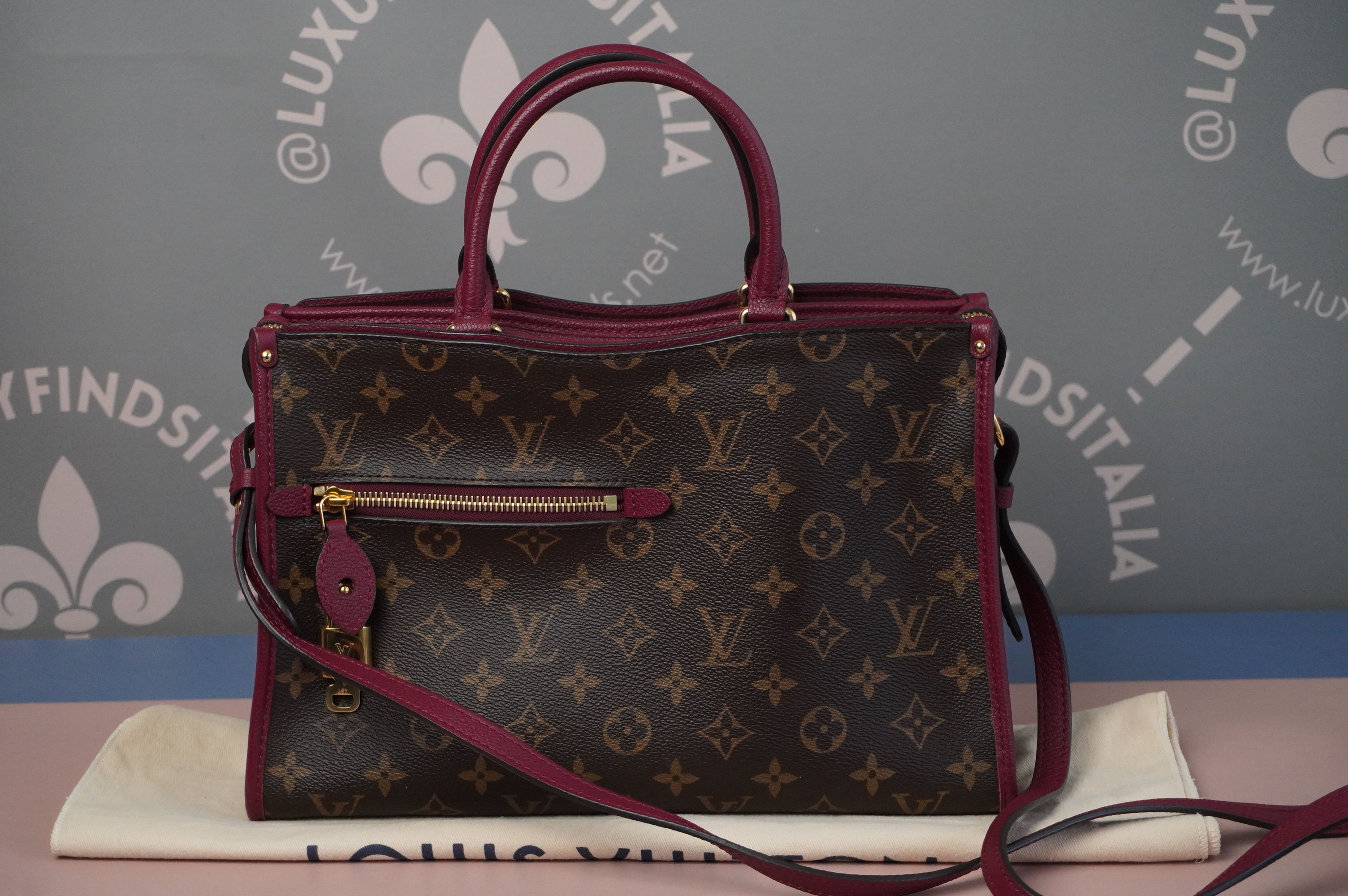 Preowned Authentic Louis Vuitton Popincourt