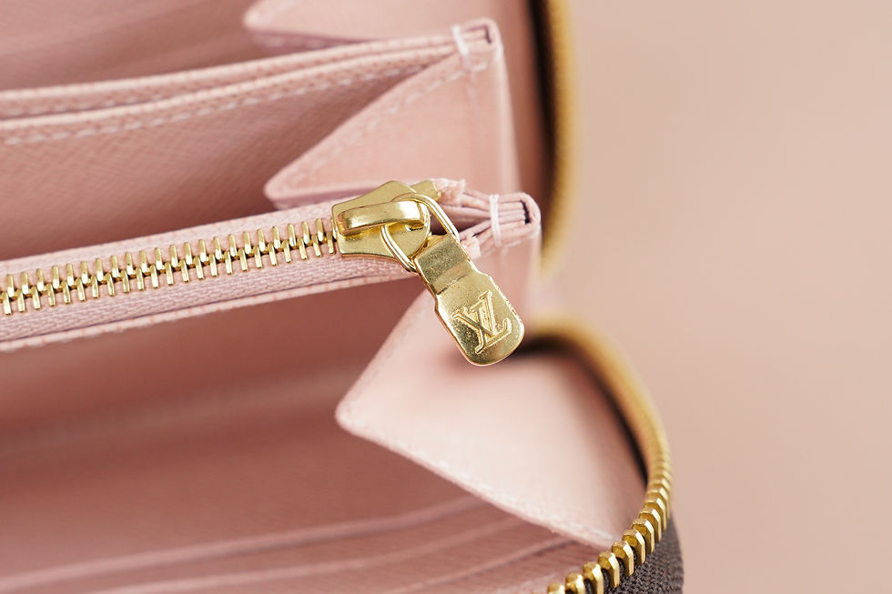 Miniatura: Preowned Authentic Louis Vuitton Zippy Wallet