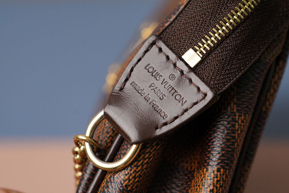 Miniaturbild: Preowned Authentic Louis Vuitton Pochette Eva Damier Ebene