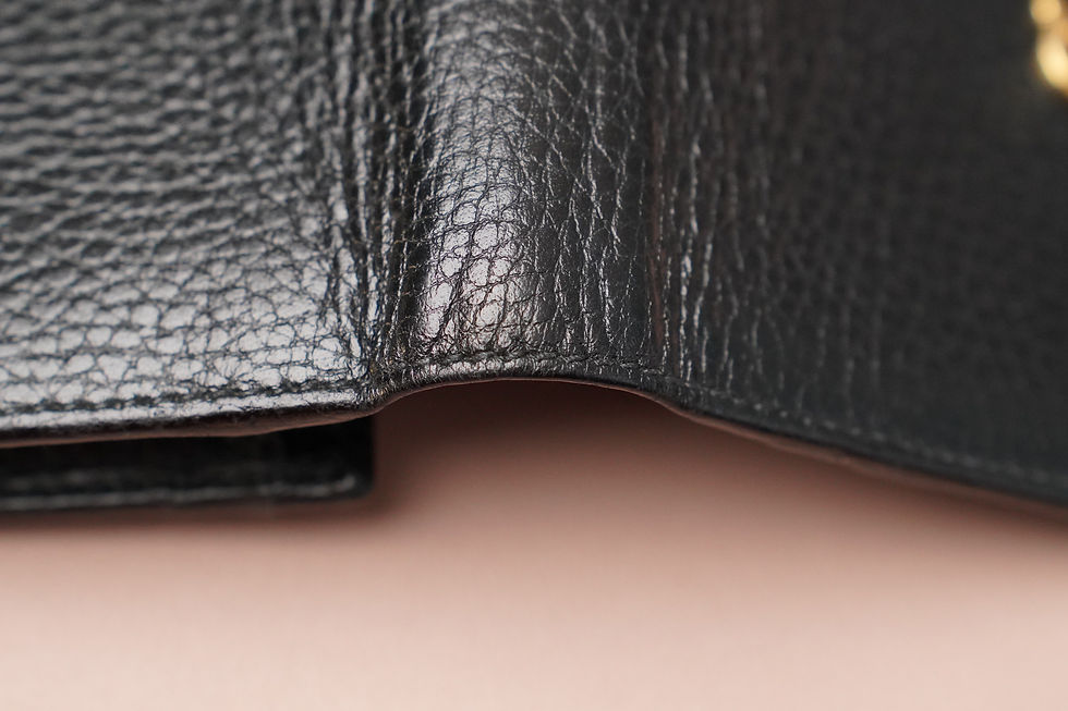 Miniaturbild: Preowned Authentic Gucci Black Leather GG Card Case Wallet