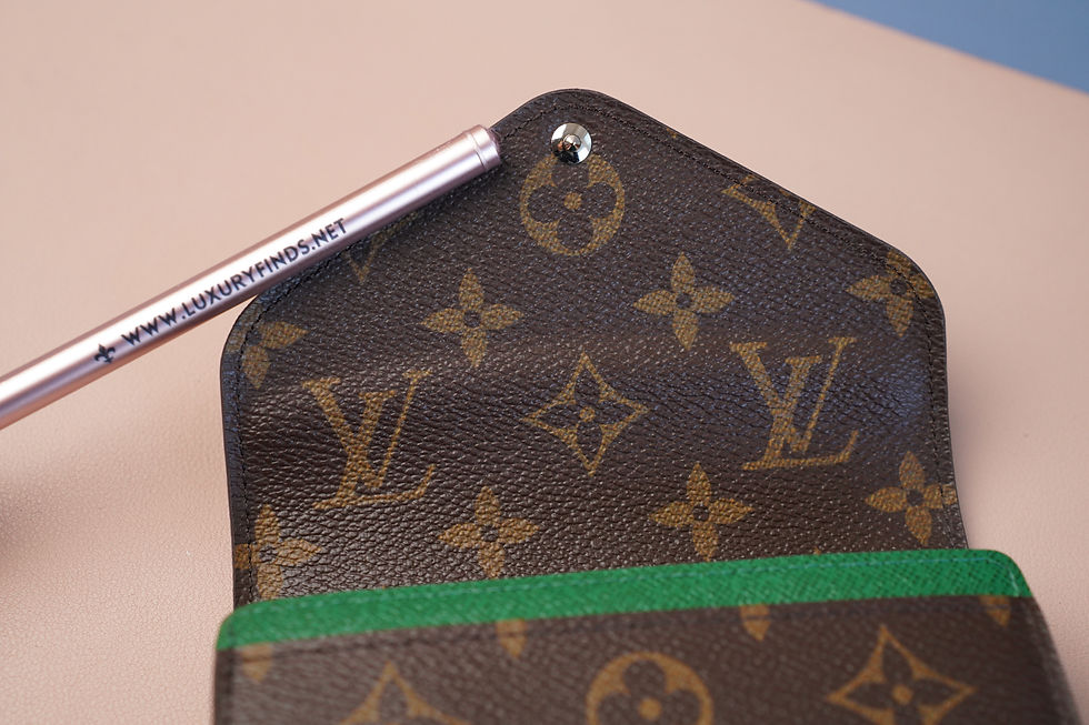 Miniaturbild: Preowned Authentic Louis Vuitton Marie Lou Wallet