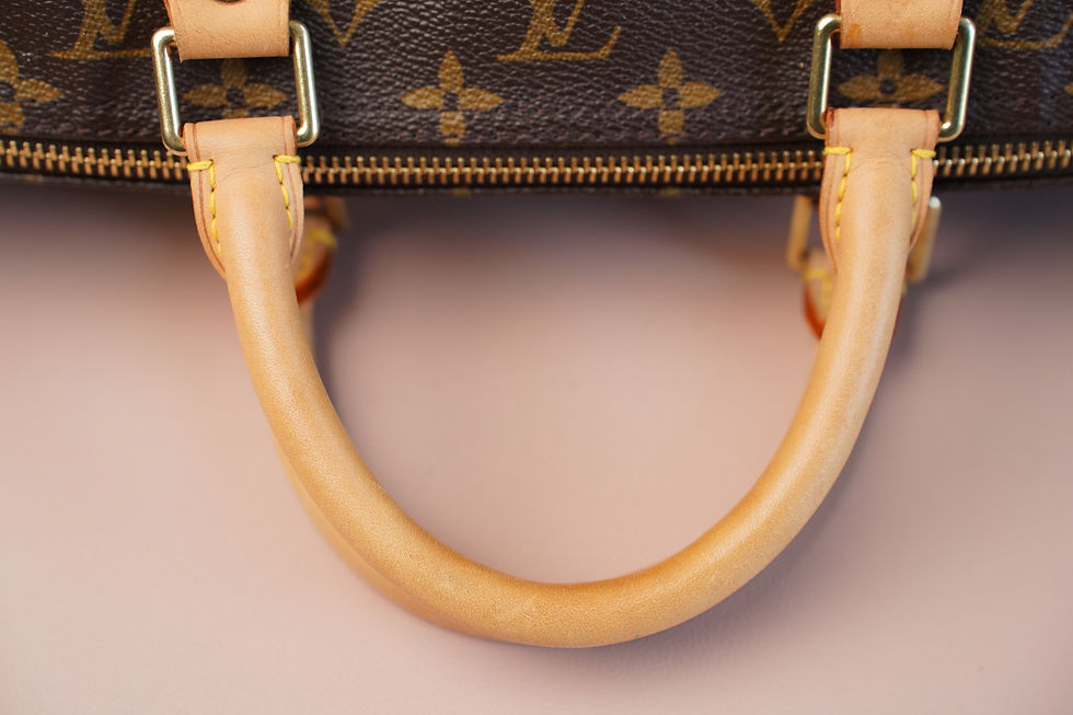 Thumbnail: Preowned Authentic Louis Vuitton Speedy 40