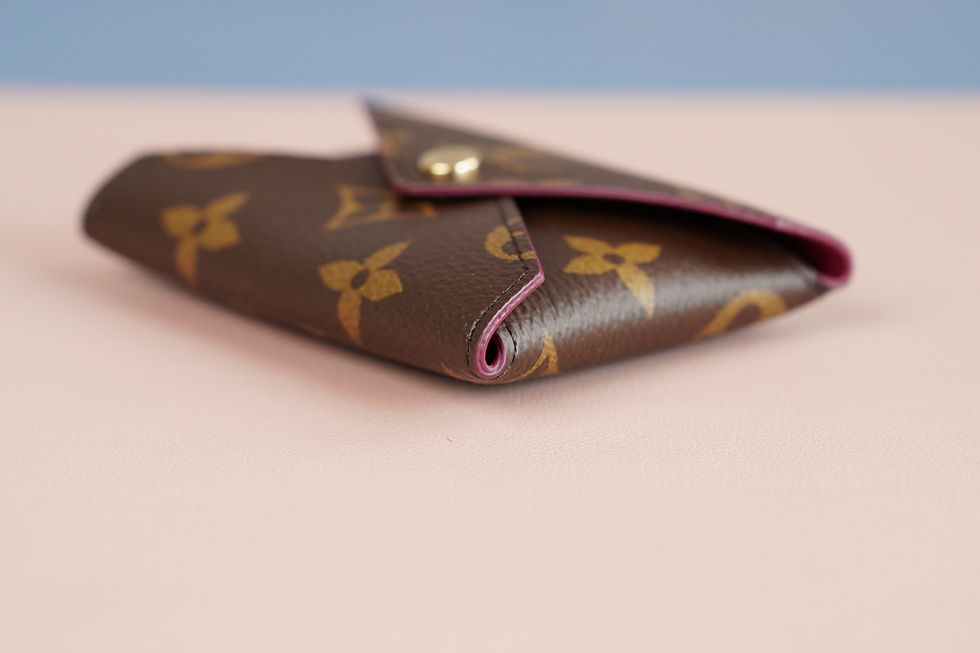 Miniaturbild: Preowned Authetic Louis Vuitton Small Kirigami Pouch