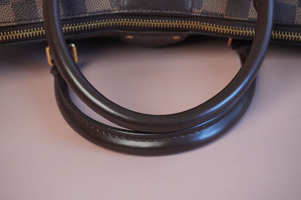 Thumbnail: Preowned Authentic Louis Vuitton Siena MM