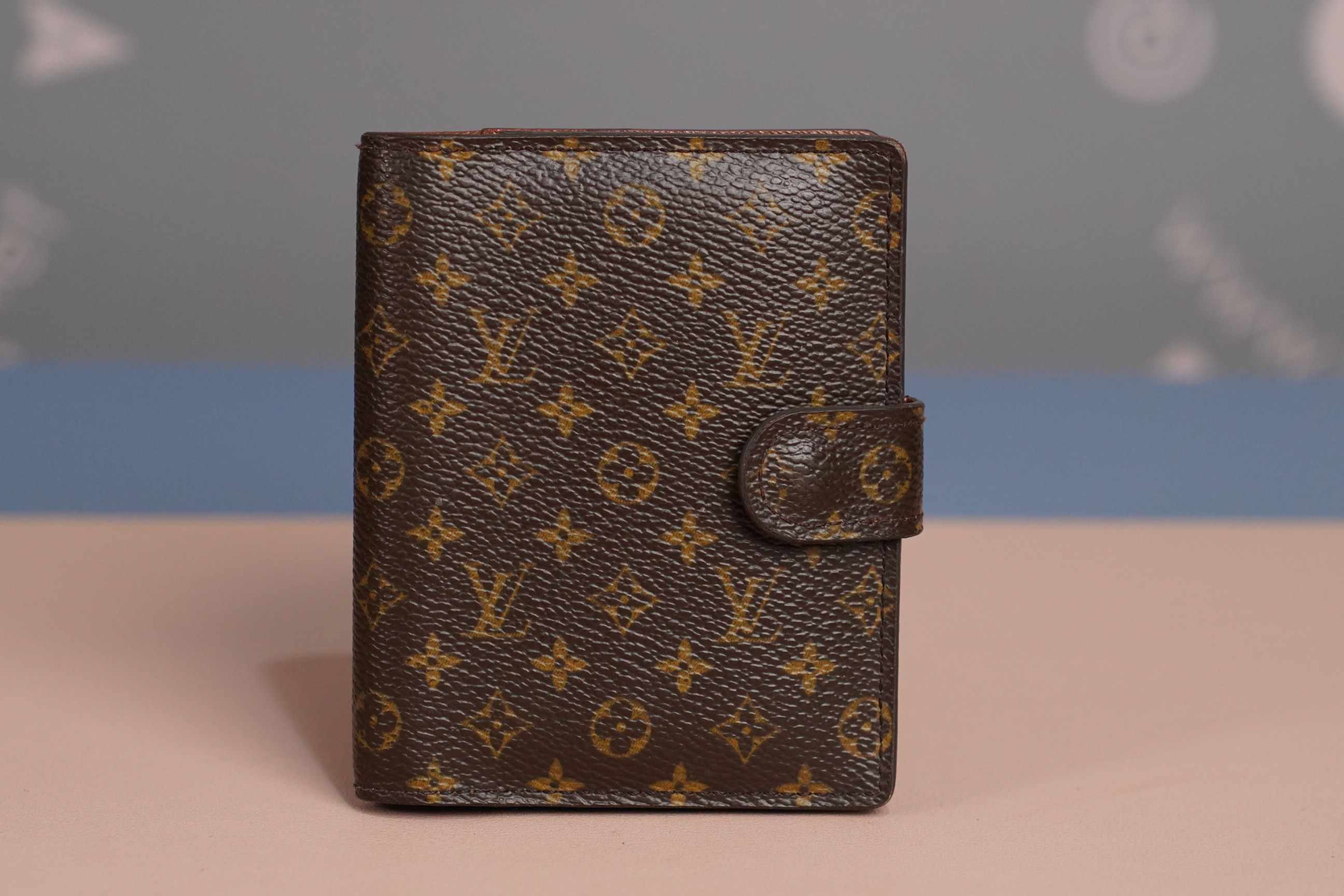Preowned Authentic Louis Vuitton Mini Agenda Cover