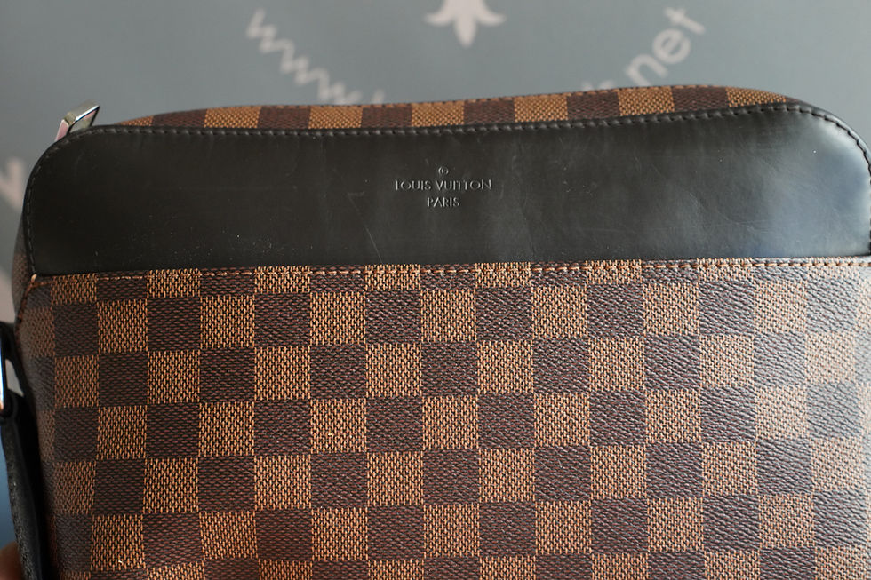 Miniature : Preowned Authentic Louis Vuitton Jake Messenger Bag