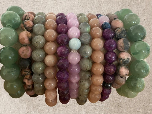6 Tips for Maintaining the Health of Your LepidoliteMoon Bracelet