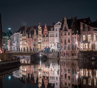 azamat-esmurziyev-0hPROPRjfvM-unsplash (1).jpg