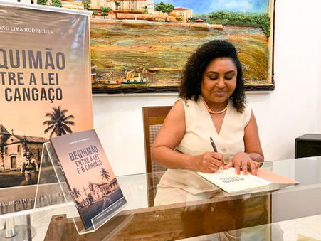 Livro "Bequimão entre a Lei e o Cangaço" é lançado em São Luís.
