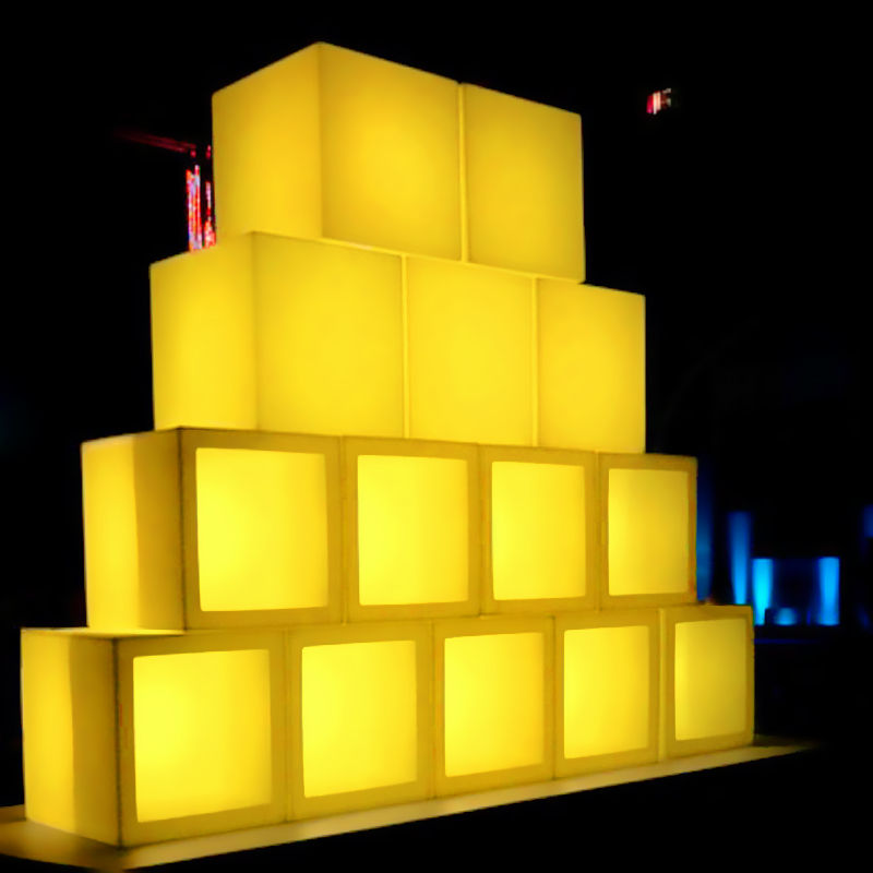 Thumbnail: LED Display Cubes