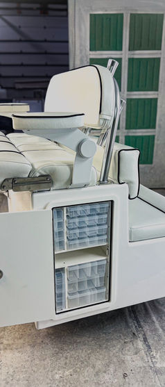 MODEL BSLP BATTLE STATION LEANING POST -NAUTICAL DESIGN INC -COOLER LEANING POST HELM AND AFT BOAT SEAT
