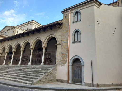 A PROPOSITO DEL RESTAURO DI UNA PARTE DELLA FACCIATA DELLA CATTEDRALE.