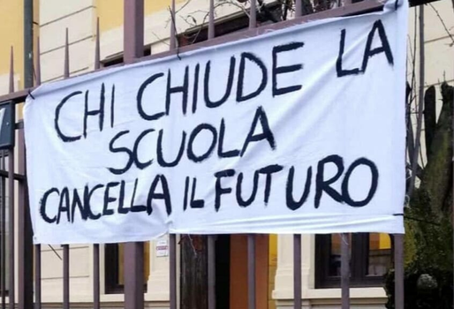 CHI CHIUDE LE SCUOLE CANCELLA IL FUTURO