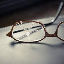 ELISA DI DIO SE LA STORIA FOSSE UN PAIO DI OCCHIALI...