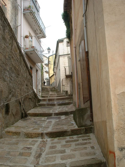 TROINA, IL COMUNE CONCEDE UN CONTRIBUTO. A FONDO PERDUTO A CHI ACQUISTA LA PRIMA CASA RICADENTE NEL CENTRO STORICO