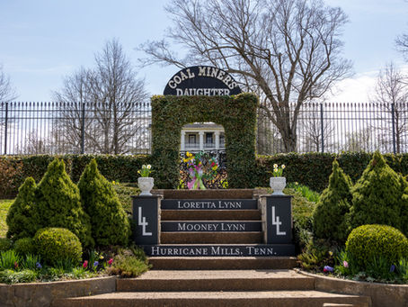 Loretta Lynn - Hurricane Mills, Tn