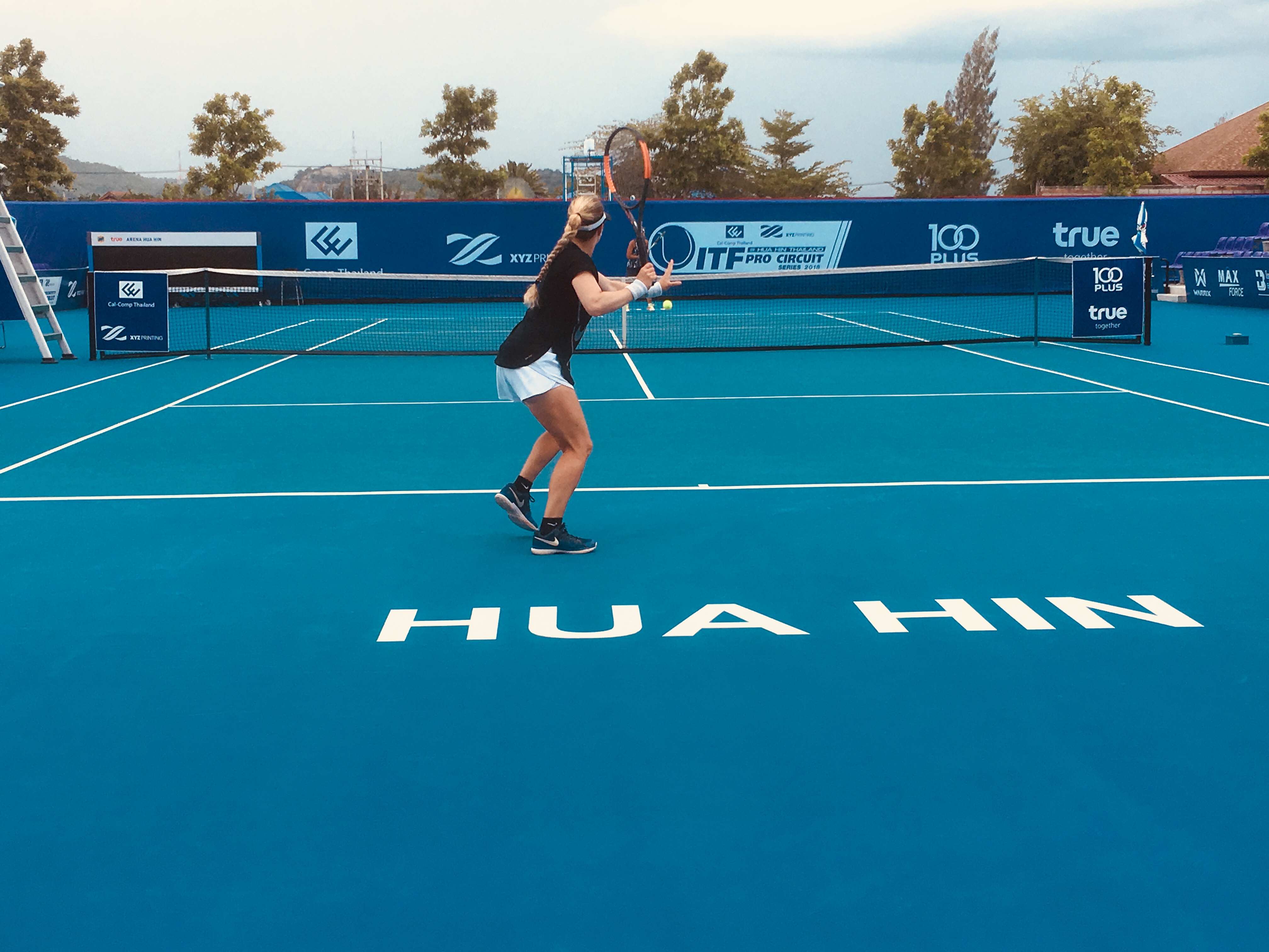 Mariana Correa celebrating on court at the US Open
