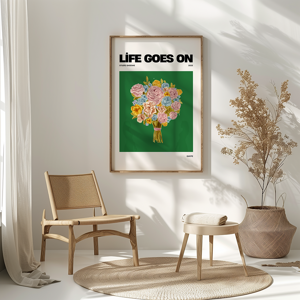 “Life Goes On” yazısı ve zarif çizimlerle süslenmiş dekoratif ahşap çerçeveli tablo