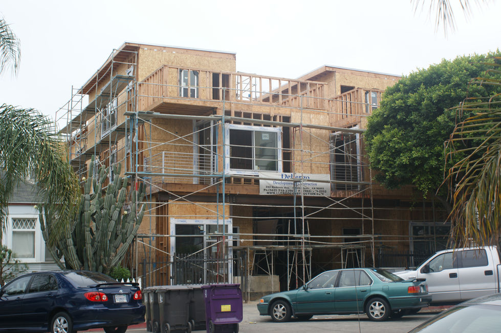 9 residential building, long beach