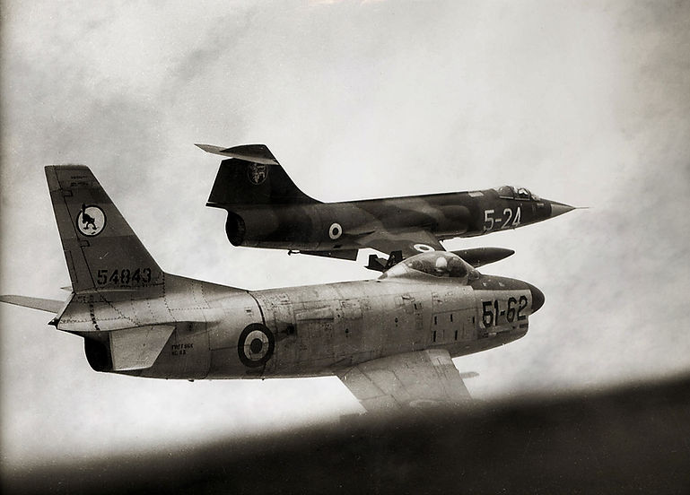 F104 - Internet-IT0248A.jpg