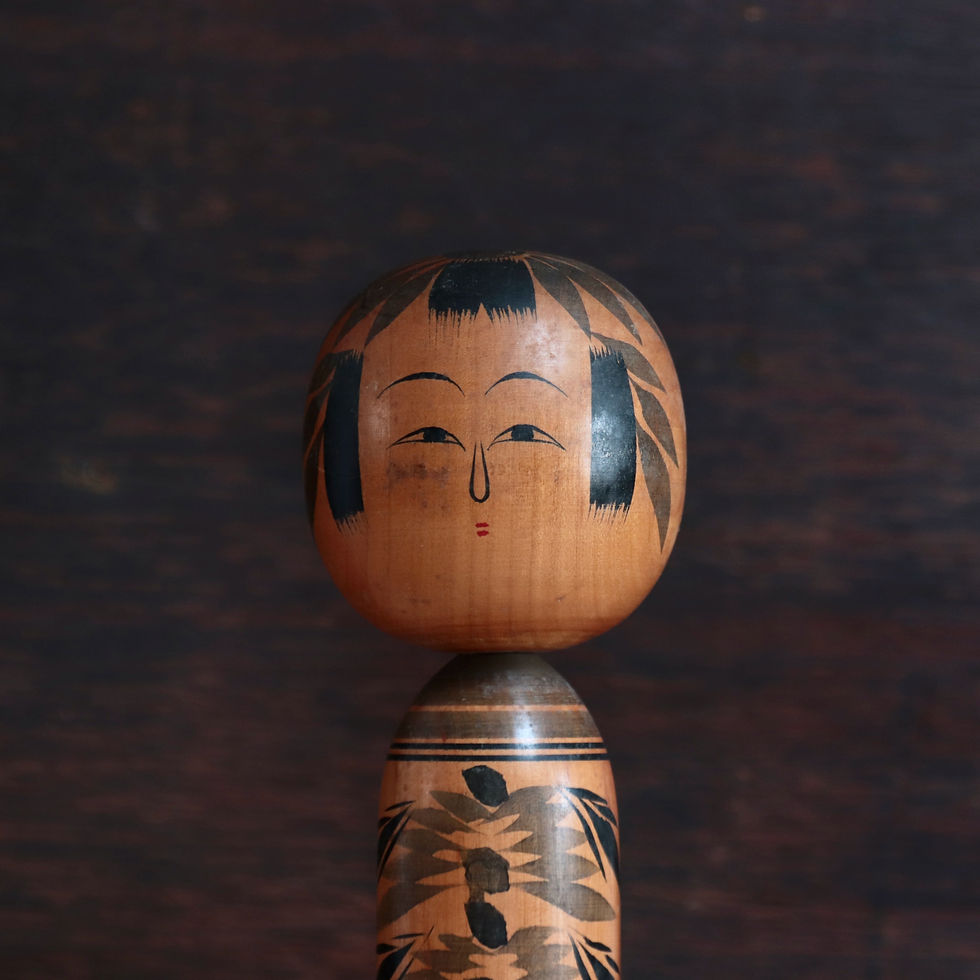 サムネイル： Kokeshi Doll Monochrome-Tall