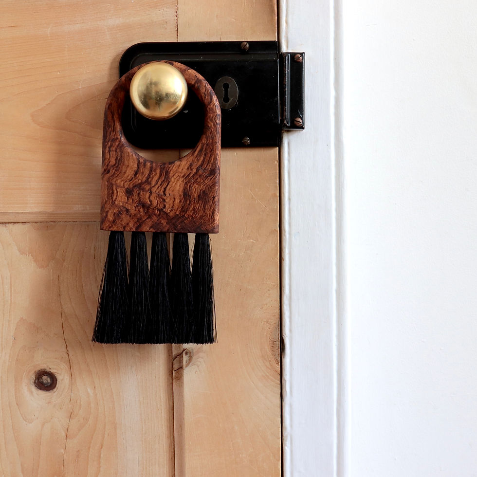 サムネイル： Keyhole Brush - Slow Made Goods