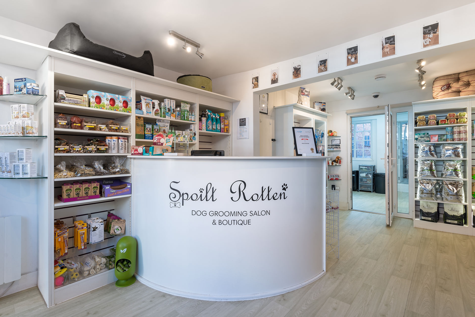 Dog groomer Pinner