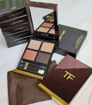 TOM FORD EYE COLOR QUAD