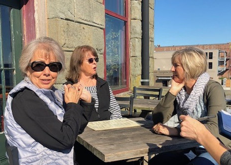 Pam Baumgartner, Diane Ryan, Sandy Olson