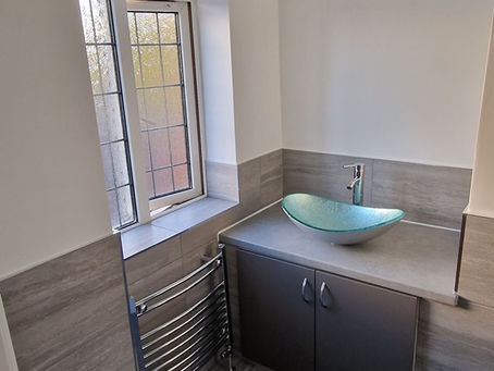 Beautiful en suite done.