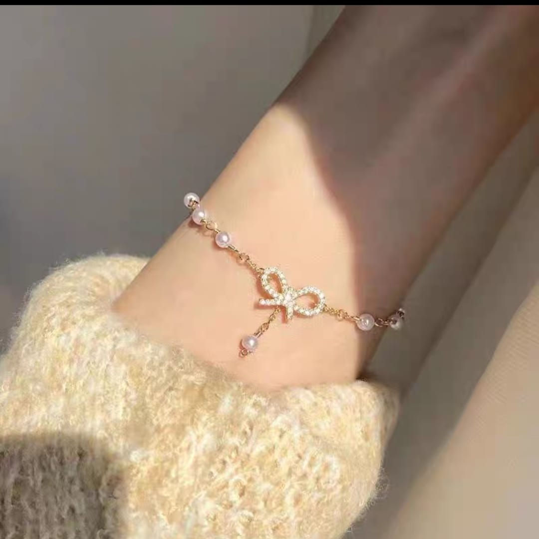 Bow pearl bracelet