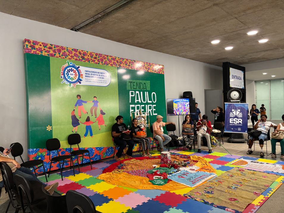 Tenda Paulo Freire: Espaço para Educação Popular e Práticas Integrativas