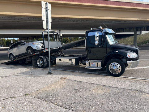 What To Do If Your Car Breaks Down on the Highway in Dallas (Step-by-Step Guide)