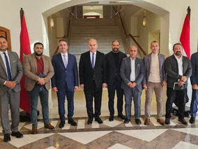 السفير المصري بالمغرب يلتقي مع اعضاء الجالية المصرية للتحضير لمشاركة مصر في بطولة كأس الأمم الإفريقية