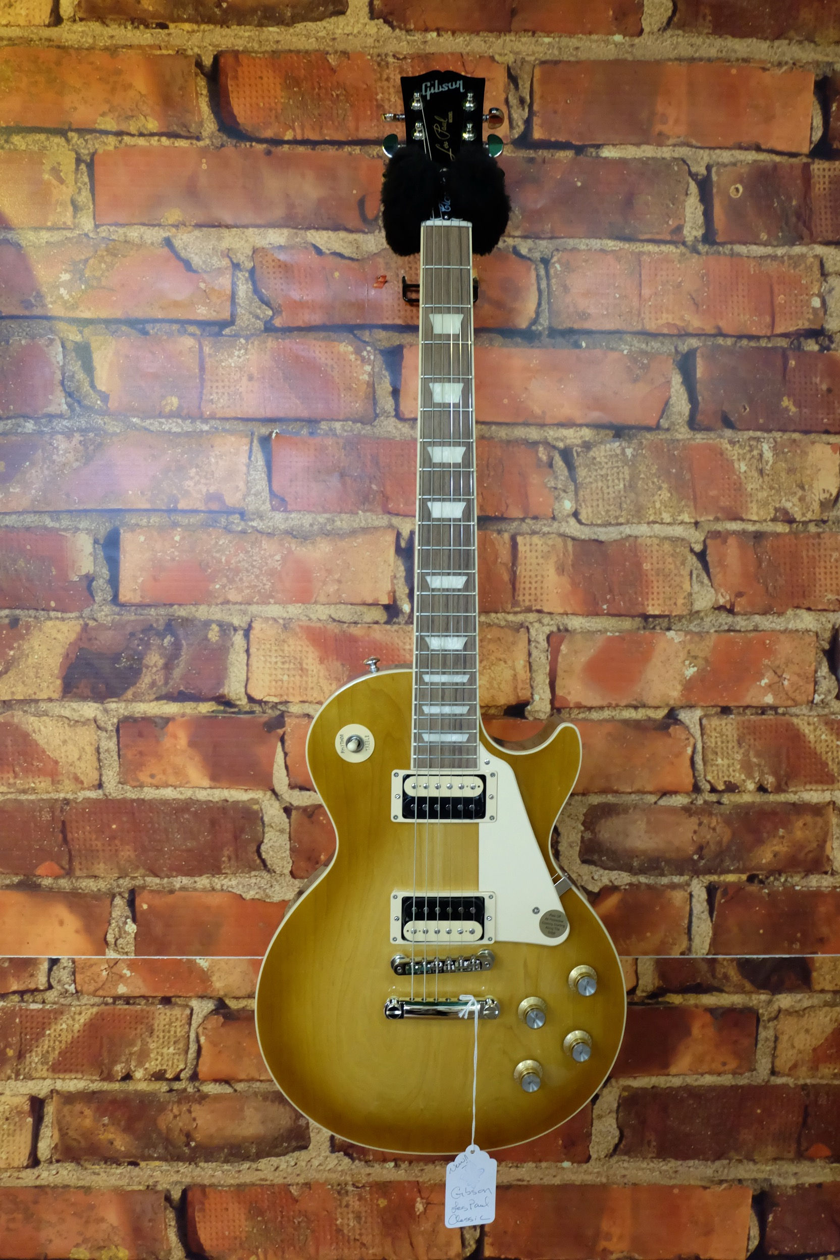 NEW Gibson Les Paul Classic