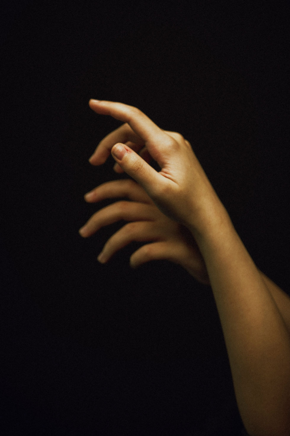 12-language of hands-3-6.jpg