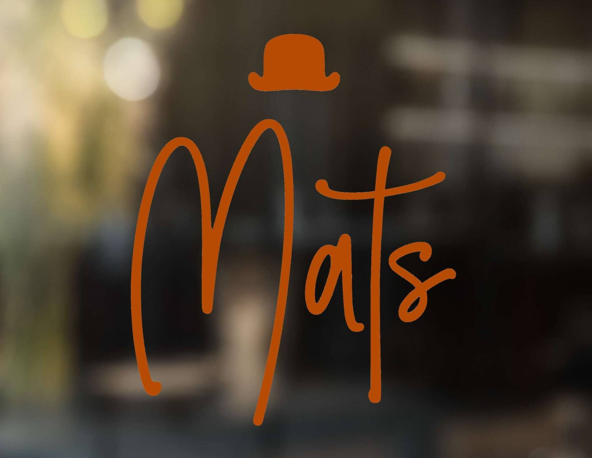 Geboorte raamsticker met naam en bolhoedje large