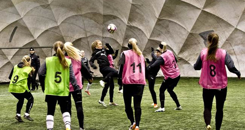 Arkistokuvassa 2016 SM-hopeaa voittanut