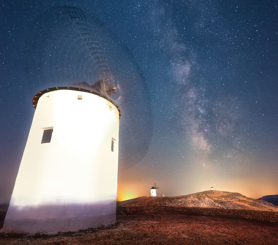 Molinos bajo la Vía Láctea